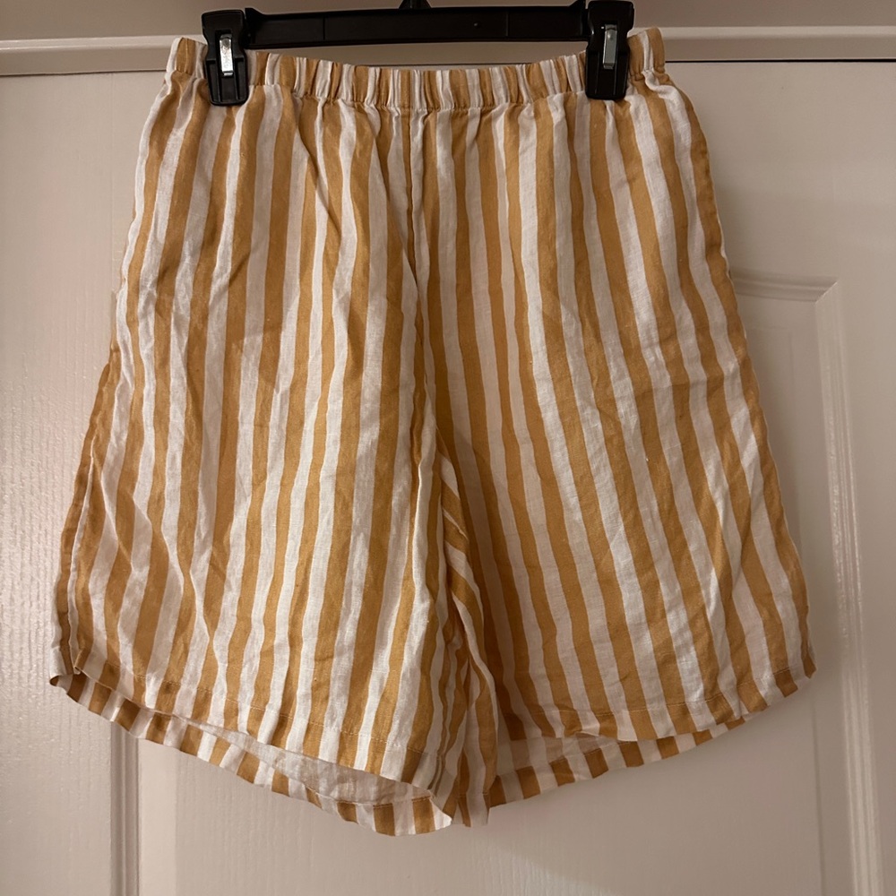 Maeve mustard and cream 100% linen striped shorts size small